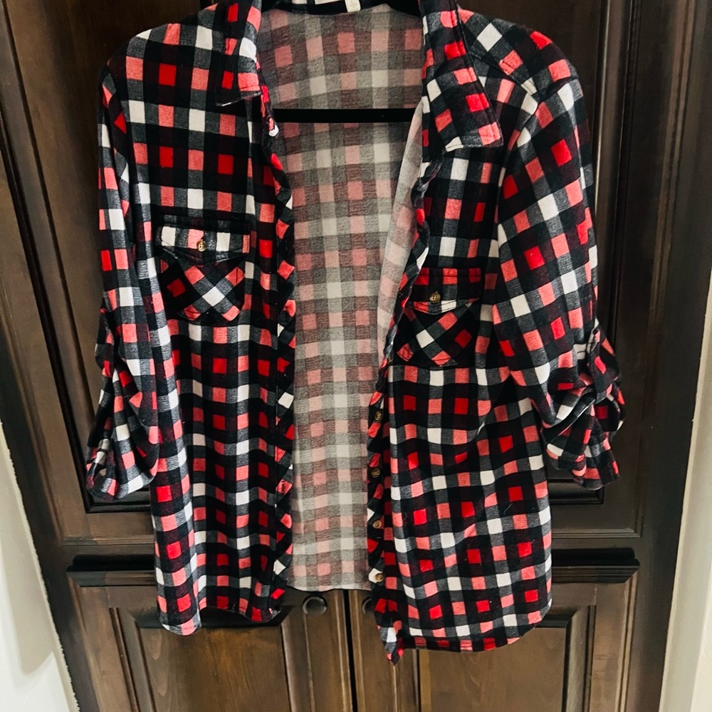 Eden & Olivia Plaid Button Down Shirt Women’s L Red Black White Buffalo Check